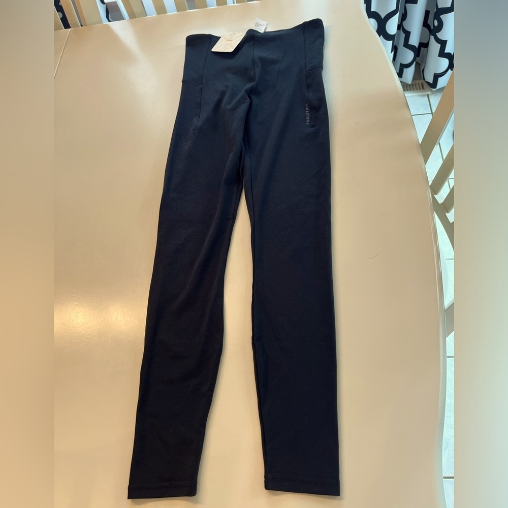 Fabletics XS Black Live-In Leggings NWT